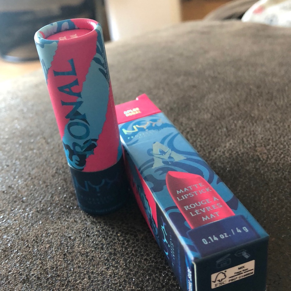 Nyx Makeup Limited Edition Avatar Matte Lipstick in Ronal fuchsia pink